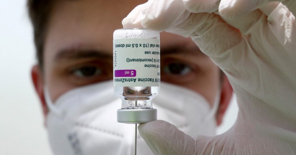 Na Slovensku pribudlo úmrtie po očkovaní