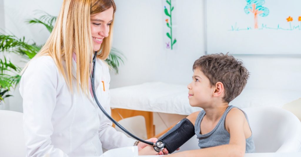 Vysoký krvný tlak u detí: Aké riziká hrozia?