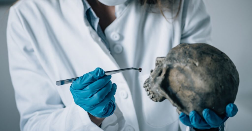 Výskumné centrum GMU bude používať ľudské kosti pri výučbe študentov forenznej vedy