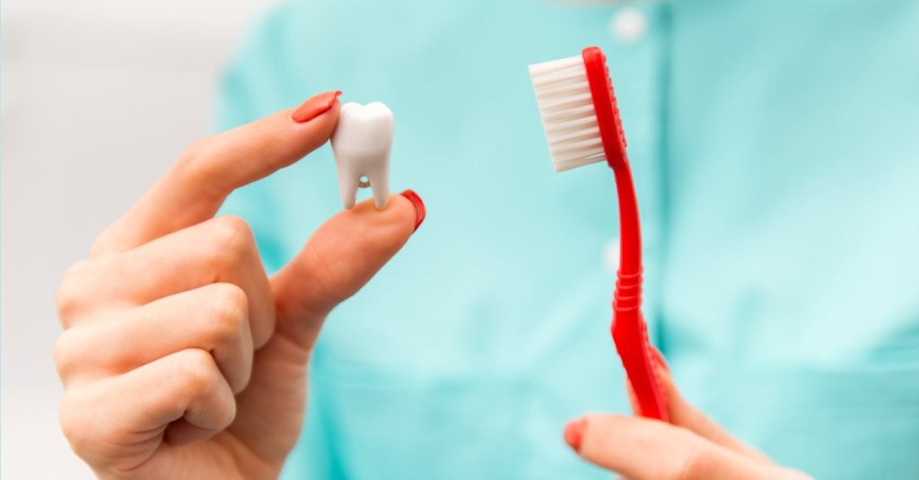 Pripravenosť absolventov zubného lekárstva na prax sa znižuje